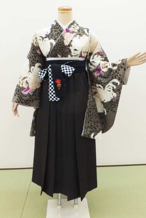 袴の女性